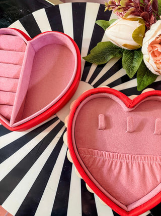 Sweet LIttle Jewelry Heart Box